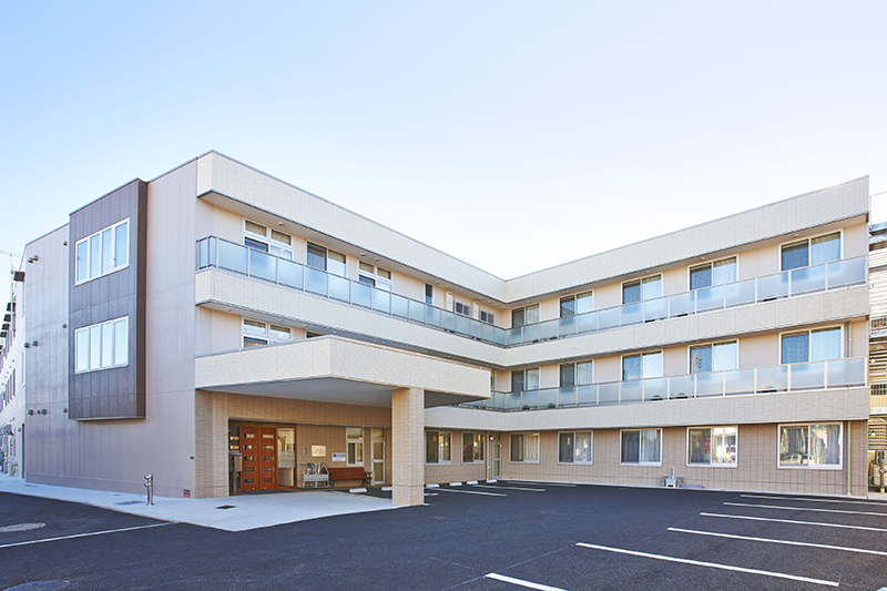 11月1日 リニューアルオープン「介護付有料老人ホーム　あいらの杜 川崎さいわい」